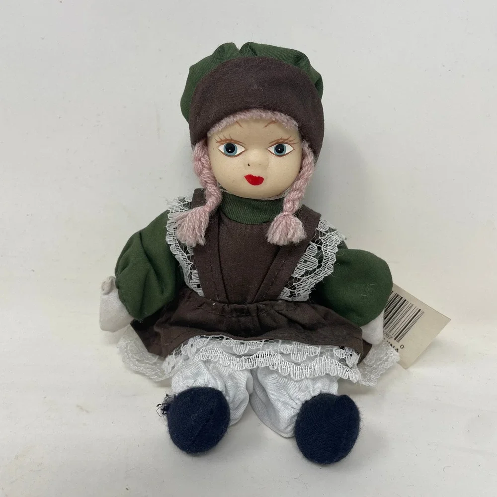 Vintage Porcelain Head Sitting Dolls Trio Lace‎ Aprons Yarn Hair Set of 3